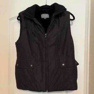 Ann Taylor sleeveless jacket with hood